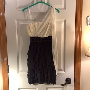 Cute White and Black Off Shoulder Dress w/ Ruffles
